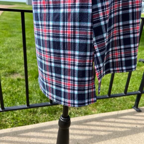 M Fasis women’s size M, sleeveless top with collar, lace shoulder, button up - Picture 3 of 7